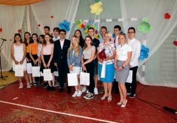 Gratulacje dla uczniów i dyrekcji  Szkoły Podstawowej  w Królowej Górnej.